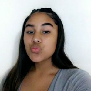 Meet your Posher, Ariana